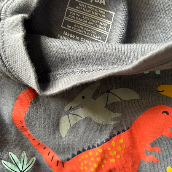 Carter’s Three Piece  “I roar in my sleep” Pajama Set for Boys. - Picture 3 of 3